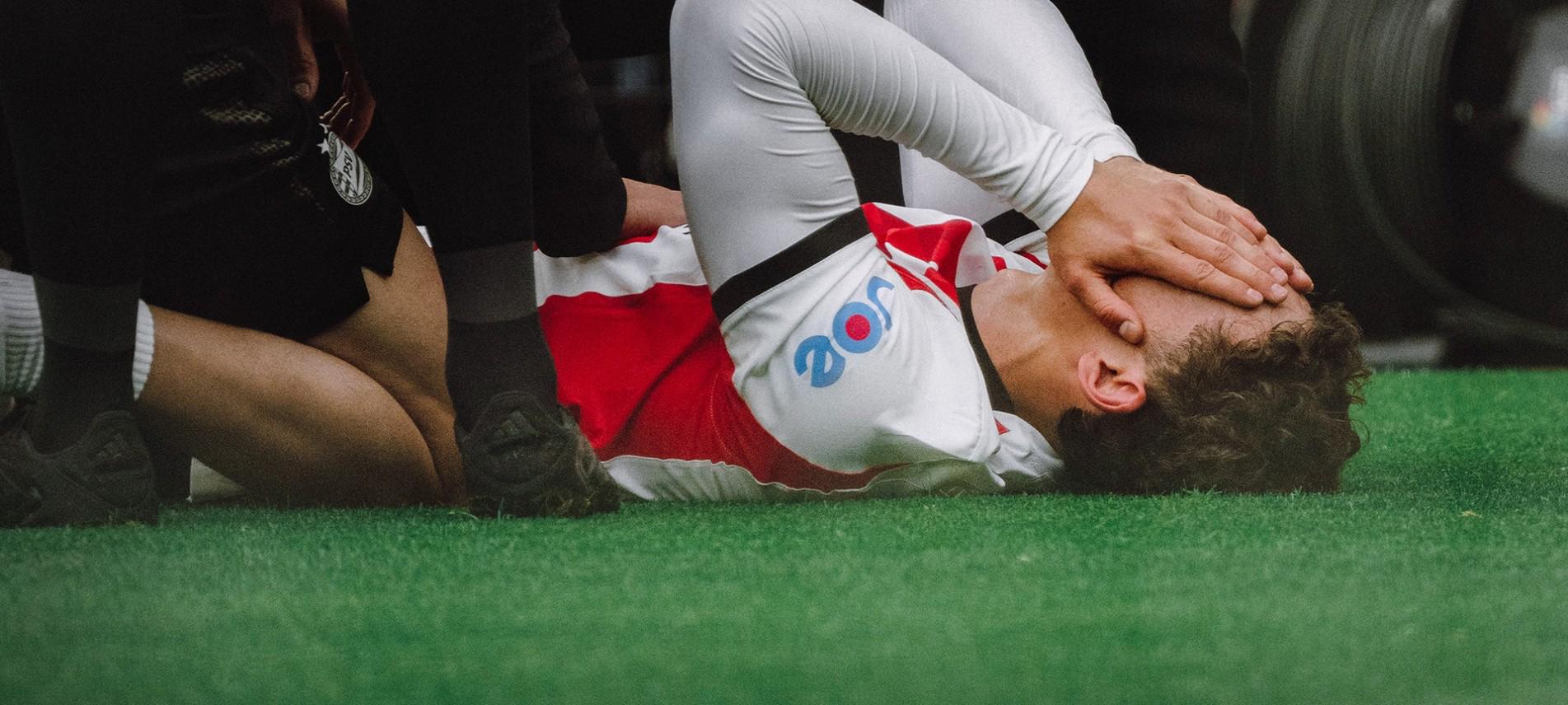 严重受伤, 岁的前锋本, 对劲了 严重受伤, 岁的前锋本, 对劲了