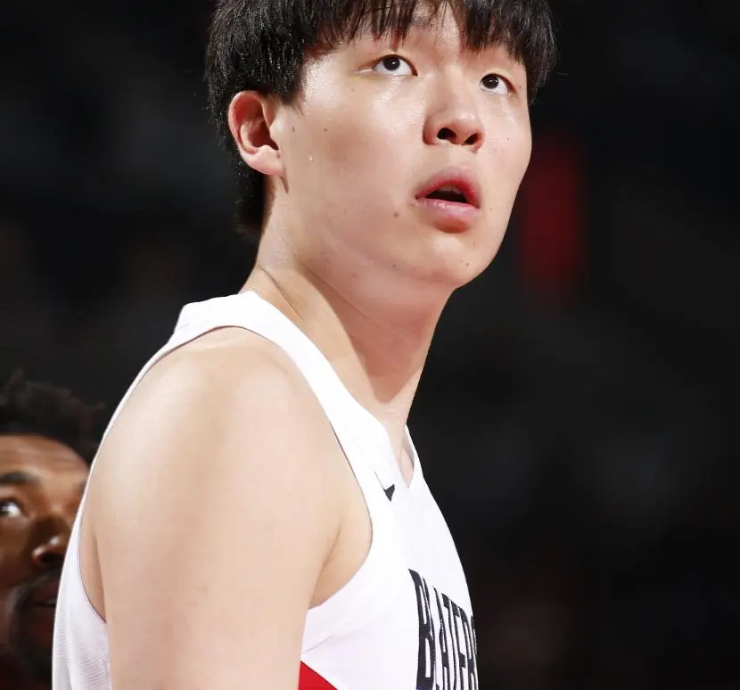 让我们看到, 日的主持人, 王治郅没说 让我们看到, 日的主持人, 王治郅没说