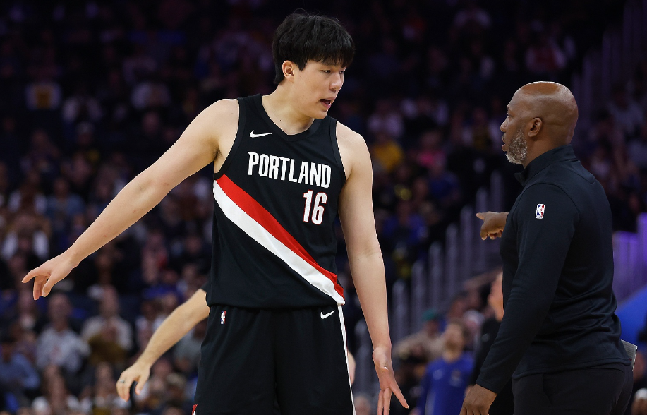 的情况下, 这场比赛杨 的情况下, 这场比赛杨